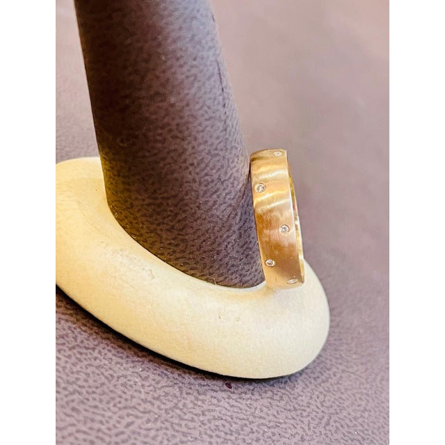 12 Flush Set Bezel Diamond Eternity Wedding Band in 14 Karat Yellow Gold For Sale - Image 11 of 18