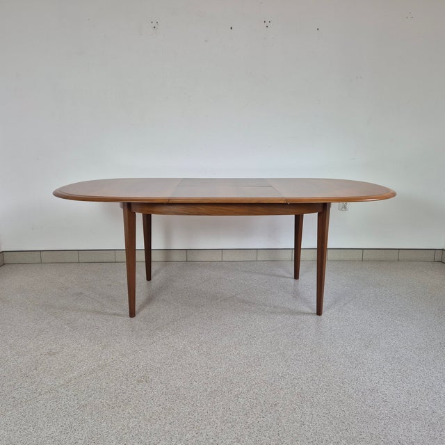 Mid-Century Walnut Extendable Dining Table from Kondor, 1960s For Sale - Image 6 of 13