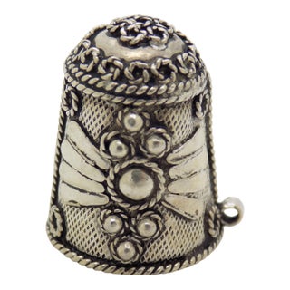 Vintage Italian Handmade Genuine Sterling Silver 925 Decorated Thimble For Sale