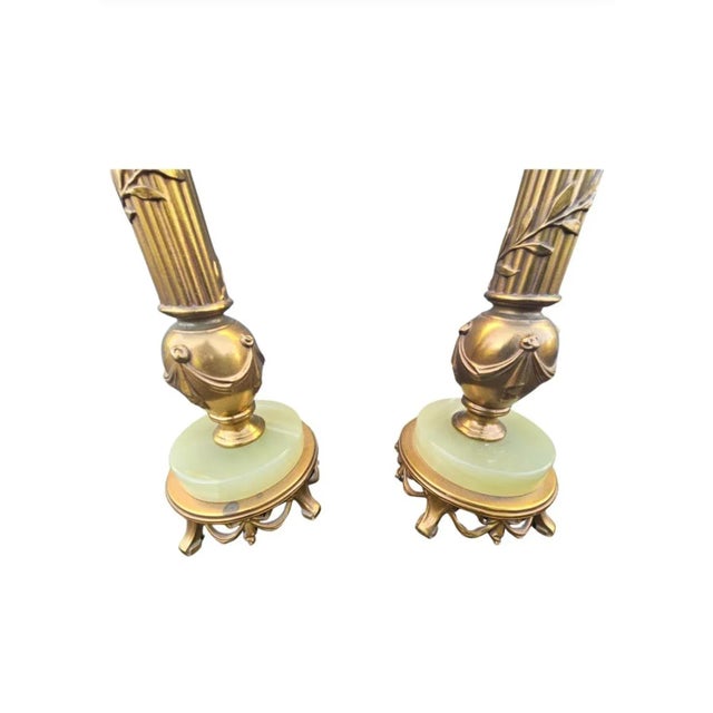 Neoclassical Mid-Century Rembrandt Onyx and Gilt Metal Patinated Torchiere Table Lamps, Pair For Sale - Image 3 of 10