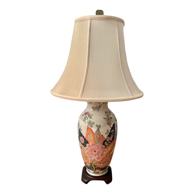 Vintage Tobacco Leaf Chinoiserie Porcelain Lamp With Double Happiness Finial and Ming Style Base - Shade Included For Sale
