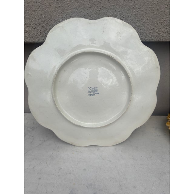 Late 19th Century Majolica Oyster Plate Keller & Guerin Saint Clement, Circa 1890 For Sale - Image 5 of 5