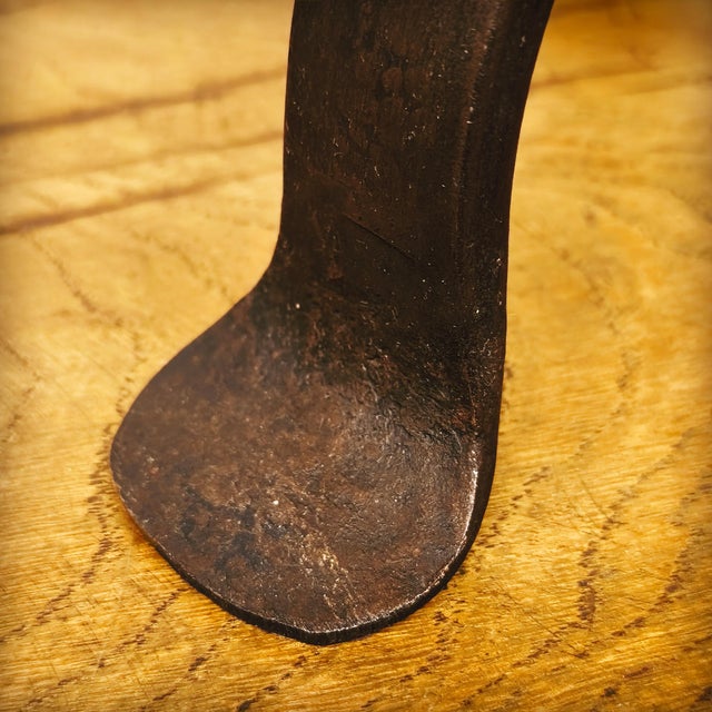 Metal Brutalist Lamp Base in Wrought and Hammered Iron, France, 1920s For Sale - Image 7 of 16