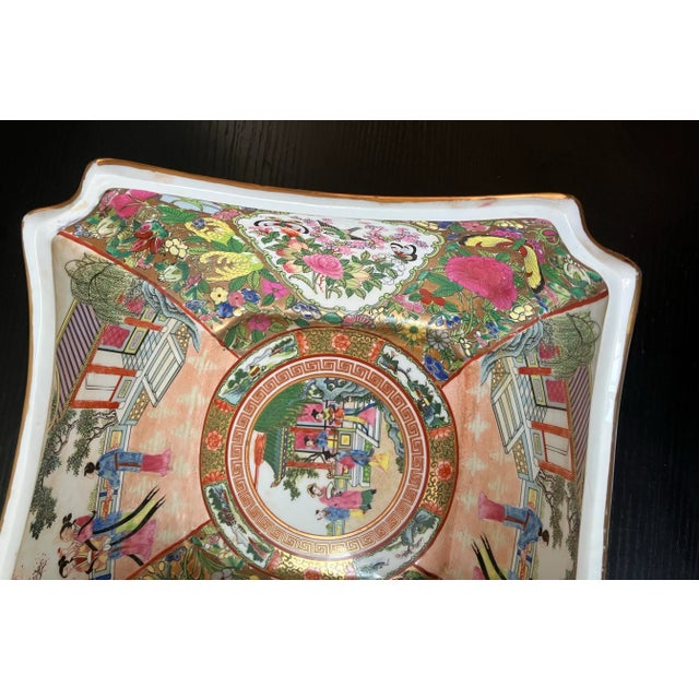 Vintage Chinese Famille Rose Square Bowl With Rose Medallion Motifs and Figural Scenes For Sale - Image 9 of 10