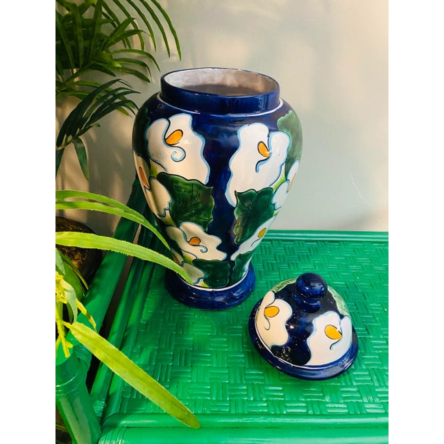 1980s Large Talavera Ceramic Calla Lilies Ginger Jar For Sale In Miami - Image 6 of 13