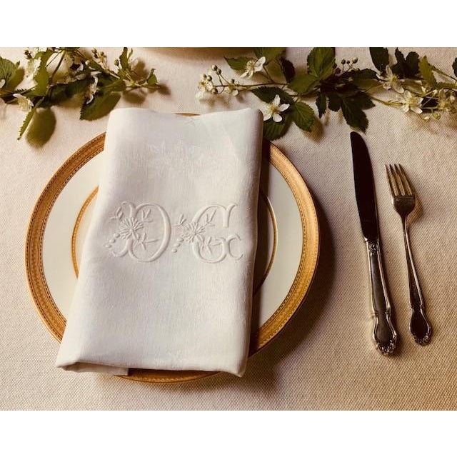 Antique French Damask Linen Napkins, Monogrammed Dc, Birds & Floral Wreath, Pair | C. 1900 For Sale - Image 9 of 18