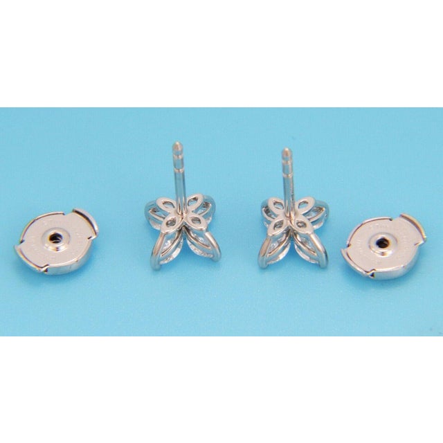 Metal Tiffany & Co. Tiffany & Co. Victoria Diamond Earrings 0.92 Carat Platinum Stud Earrings For Sale - Image 7 of 7