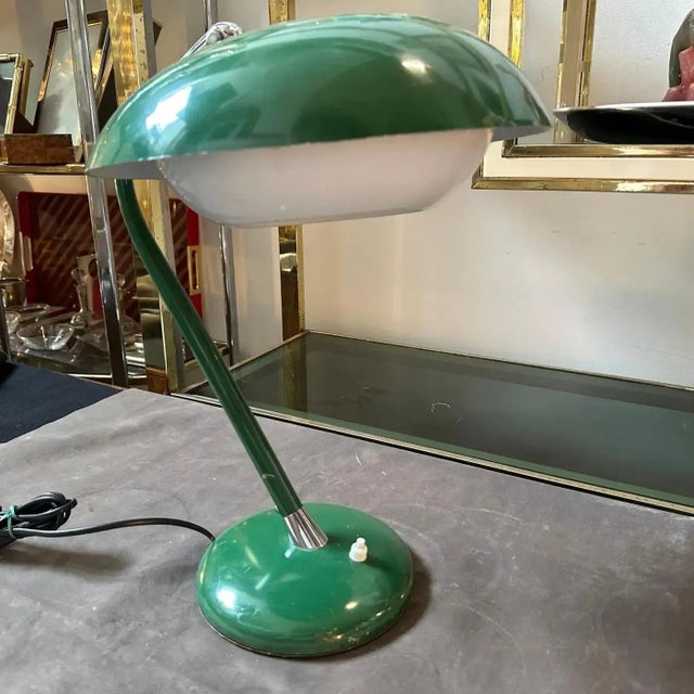 1960s Stilnovo Style Mid-Century Modern Green Painted Metal Italian Table Lamp For Sale - Image 6 of 12