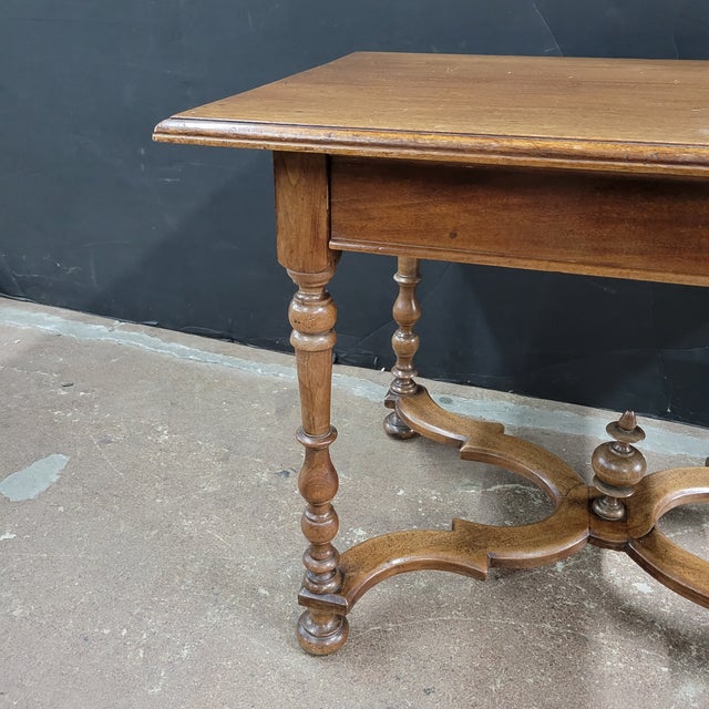 Brown French 19th Century Walnut Side Table With X-Stretcher, Turned Legs & a Drawer For Sale - Image 8 of 18