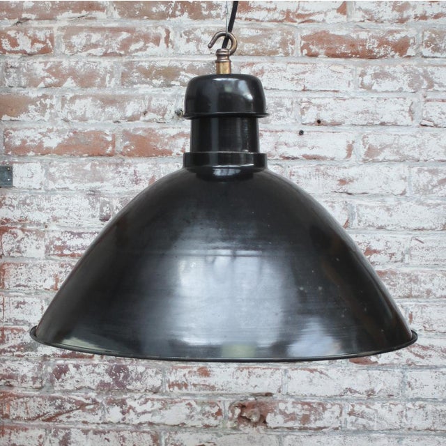 Industrial Vintage Industrial French Black Enamel Pendant Light from Gal, France For Sale - Image 3 of 5