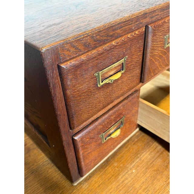 Small Desk Filing Cabinet in Oak For Sale - Image 5 of 7