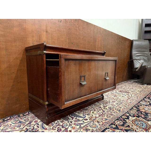 Chest of Drawers in the style of Globe Wernicke For Sale - Image 5 of 7