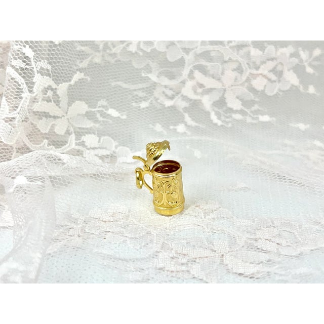 Vintage Italian 18k Yellow Gold Beer Stein Charm For Sale - Image 9 of 12