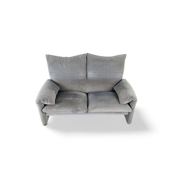 Mid-Century Modern Maralunga Two-Seater Sofa by Vico Magistretti for Cassina For Sale - Image 3 of 11