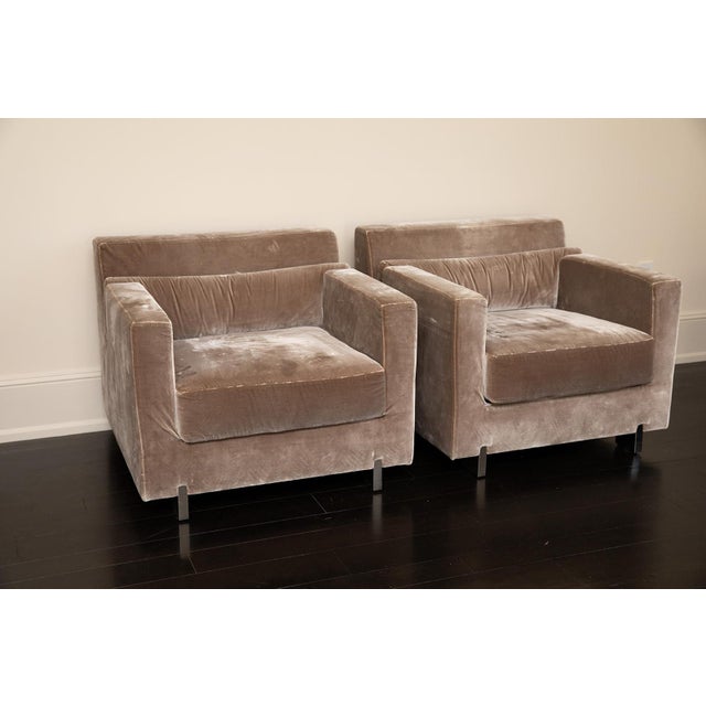 Ralph Pucci 2008 Attributed to Ralph Pucci India Mahdavi Oliver Armchairs in Silver Silk For Sale - Image 4 of 5