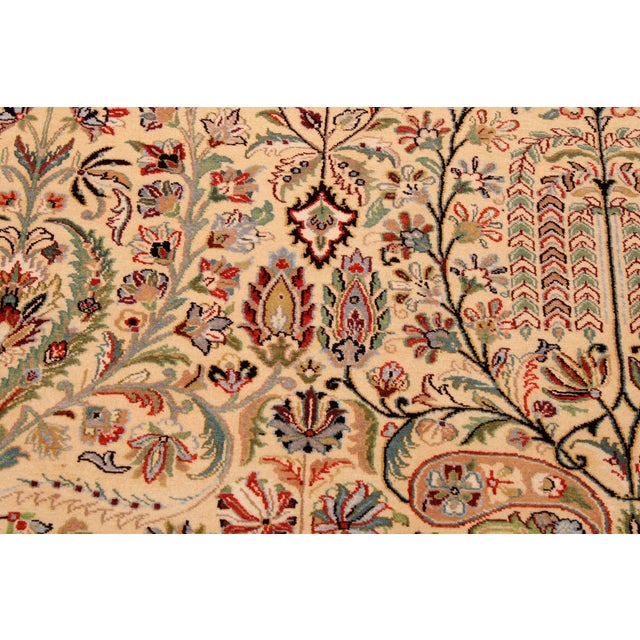 1990s Shabby Chic 1990's Pak-Persian Ivory/Green Wool Rug - 9'4'' X 13'6'' For Sale - Image 5 of 9