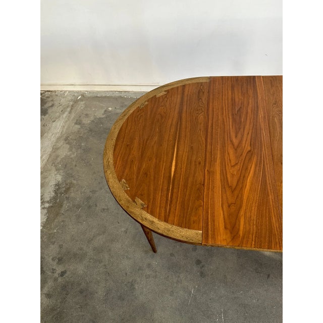 1960s Attributed to Lane Acclaim Dining Table For Sale In Los Angeles - Image 6 of 10