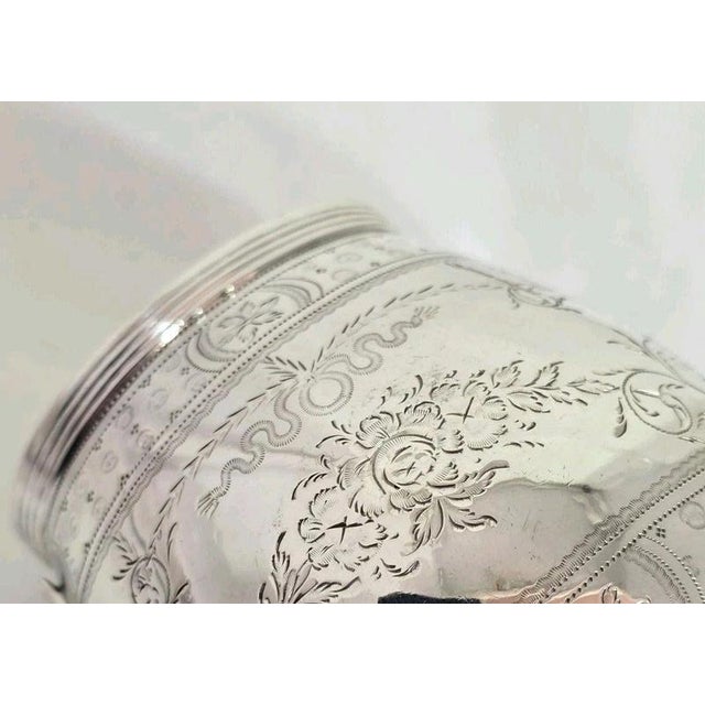 Antique George III Sterling Silver Cream Jug from Godbehere, Wigan & Boult, 1801 For Sale - Image 14 of 18
