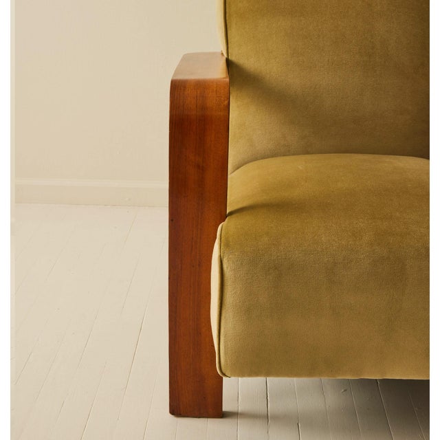 Italian Art Deco Lounge Chairs in Velvet, a Pair, 1930's. For Sale In New York - Image 6 of 9