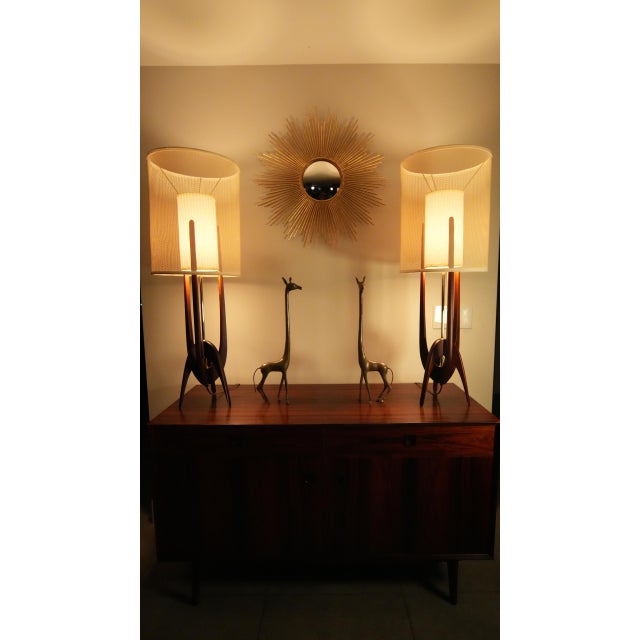 1960s Mid Century Modern R&j Manufacturing Model 30 Table Lamps - a Pair Restored For Sale - Image 13 of 18