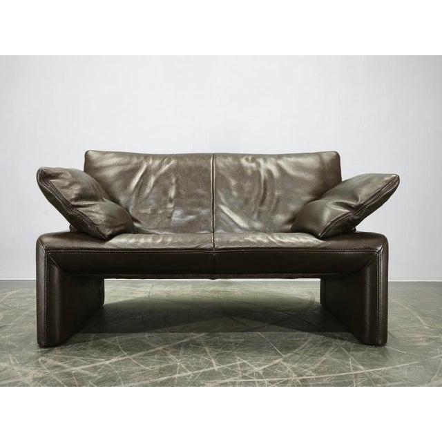 Belgian Full Grain Leather Freestanding Two-Seat Sofa from Jori, 1990s For Sale - Image 6 of 15
