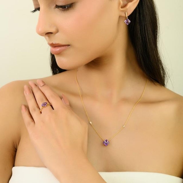 Art Deco VRJewels 14k Yellow Gold Clover Amethyst Diamond Cocktail Ring Size 4 For Sale - Image 3 of 16