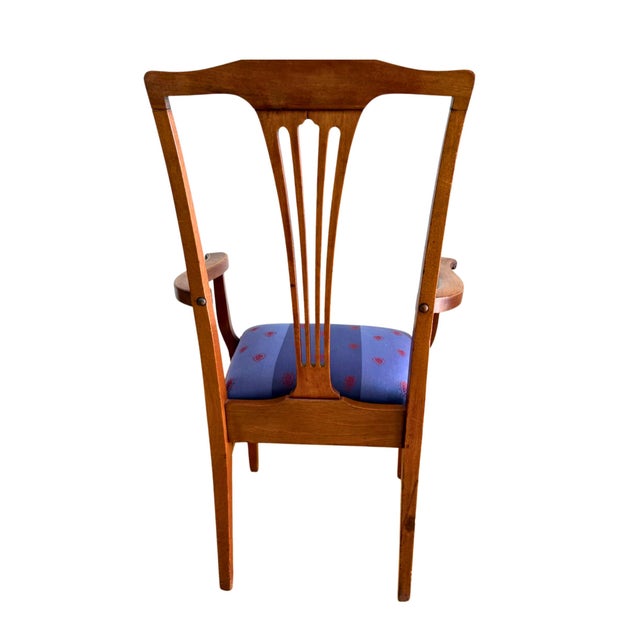 Set of 14 Antique Early 20th-Century Dining Chairs (12 Side Chairs + 2 Armchairs) For Sale In New York - Image 6 of 11