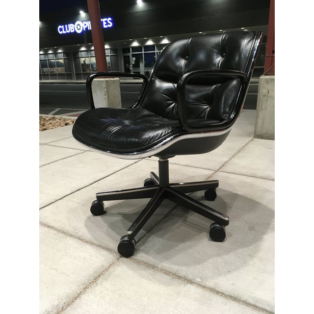 Mid Century Modern Executive Chair In Black Leather Charles Pollock For Knoll Chairish
