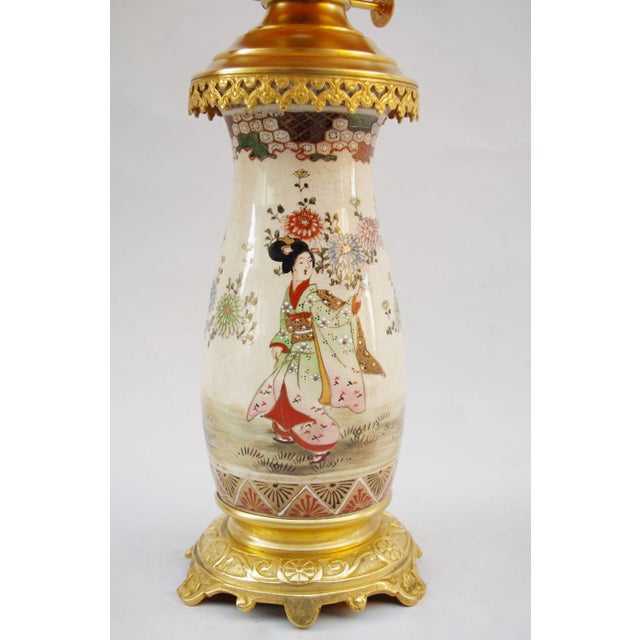 Satsuma Earthenware Geisha Vase Lamps, 1880s, Set of 2 For Sale - Image 4 of 5