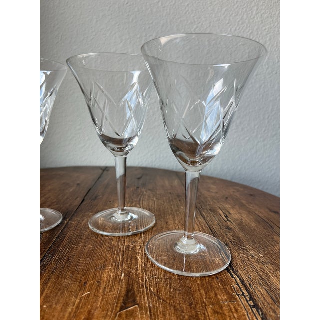 Set of 4 - 1930’s Boussu Made in Belgium Crystal Water or Wine Glasses For Sale - Image 4 of 8