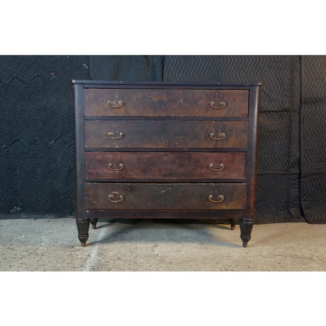 Antique 18th Century American Federal Crotch Mahogany Chest of Drawers Dresser For Sale - Image 6 of 15