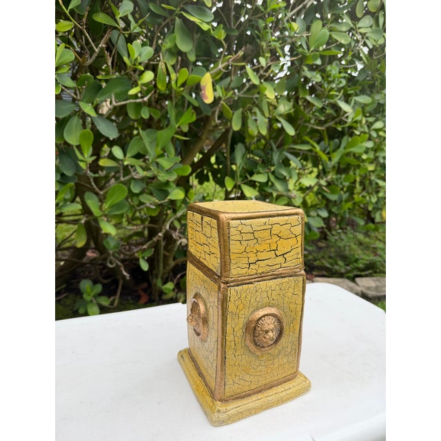 Hollywood Regency Vintage 10” Neoclassical Crackle Glaze Lion Head Covered Terracotta Urn For Sale - Image 3 of 11