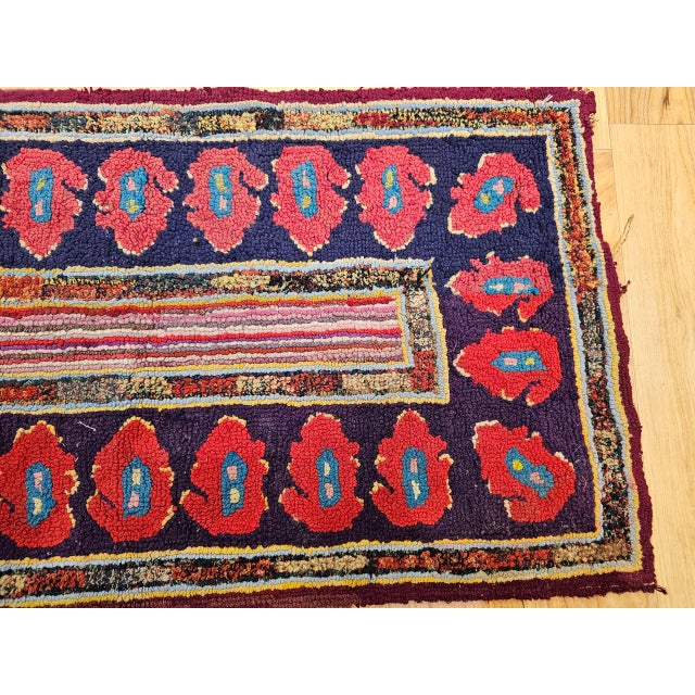 Vintage American Hand Hooked Rug, Handwoven Floret Pattern, Folk Art Tapestry, 1x2 For Sale In Chicago - Image 6 of 9
