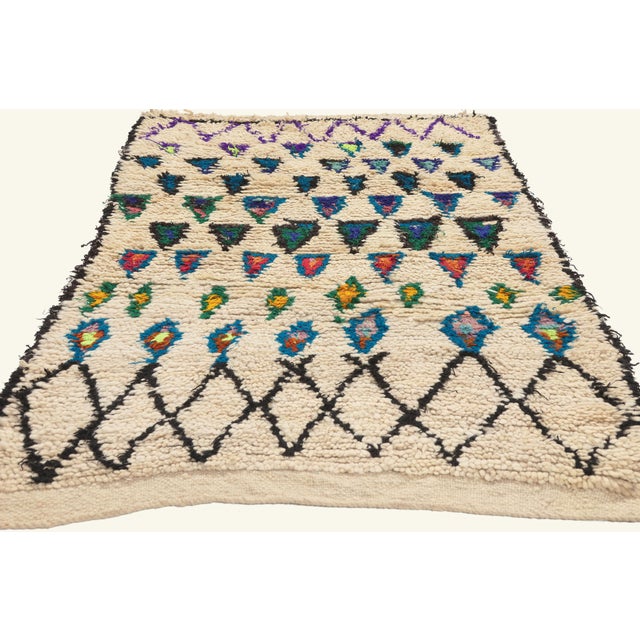 Tribal Vintage Azilal Moroccan Rug, 02'08 X 05'00 For Sale - Image 3 of 10