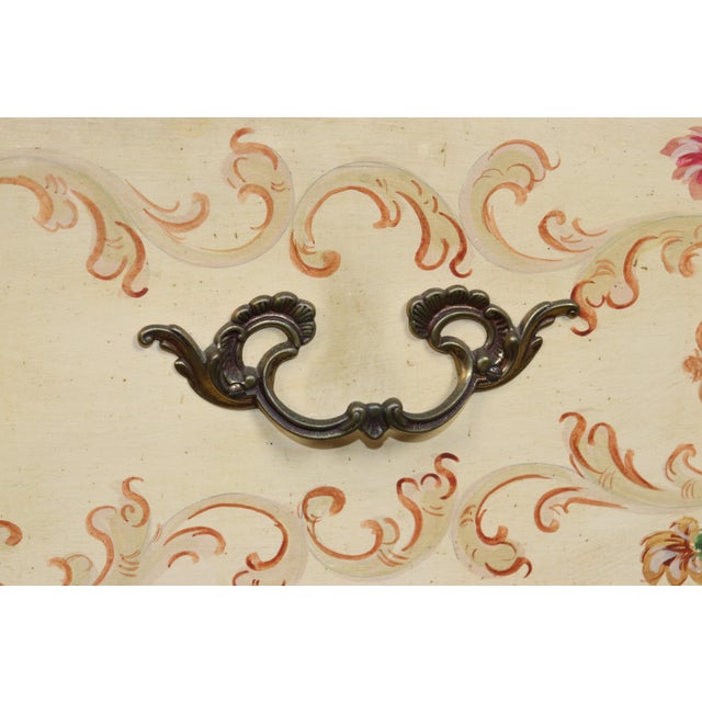 Vintage Italian Venetian Style Creme Painted Decorated and Gilt Commode C. 1950s For Sale - Image 11 of 14