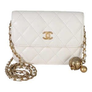 White Quilted Lambskin Pearl Crush Clutch With Chain