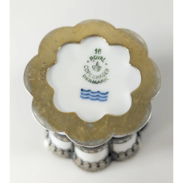 Early 20th Century Danish Royal Copenhagen Porcelain Margrethe Cup With Sterling Silver Mounts For Sale - Image 11 of 13