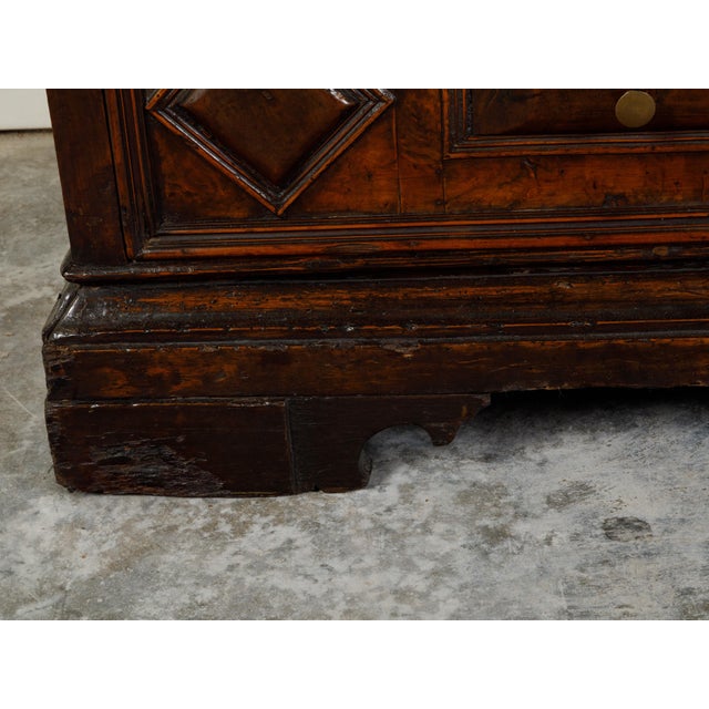 Italian Italian 1800s Walnut Commode with Three Drawers and Raised Diamond Motifs For Sale - Image 3 of 12