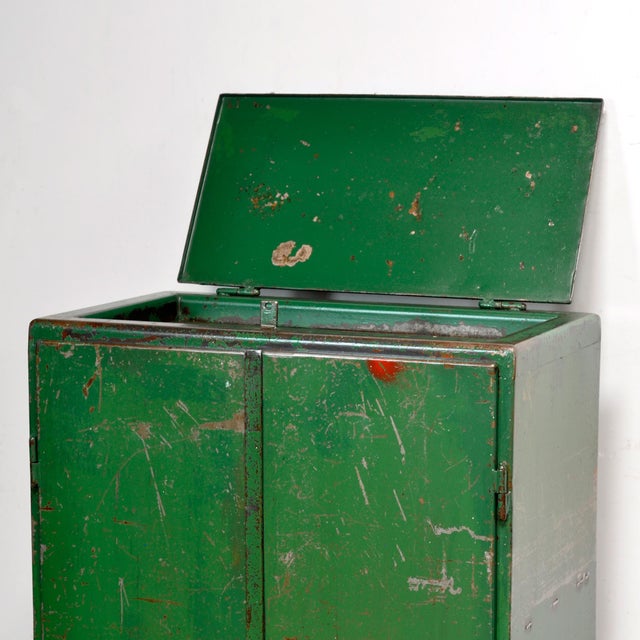 Vintage Industrial Cabinet in Iron, 1970s For Sale - Image 11 of 16