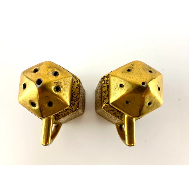 1960s Vintage Mid Century Japanese Gilded Hexagonal Salt and Pepper Shakers For Sale - Image 5 of 7