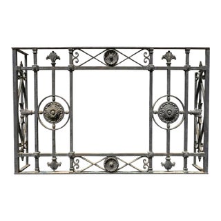 Early 19th Century French Neoclassic and Régence Style Wrought Iron Balcony Railing For Sale