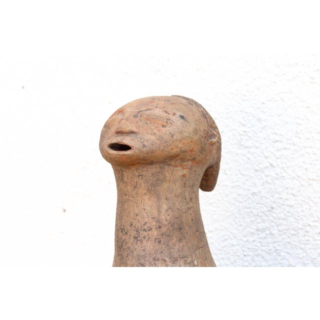 Antique Mangbetu Anthropomorphic Terracotta Vessel For Sale - Image 4 of 8