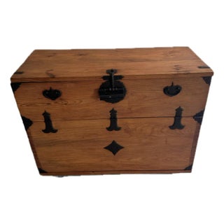 Vintage Korean Bandaji Blanket Chest With Hand-Forged Iron Hardware For Sale