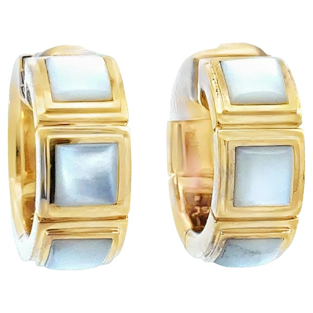 Mauboussin Paris Mother-of-Pearl and 18K Yellow Gold Square Huggie Earrings For Sale