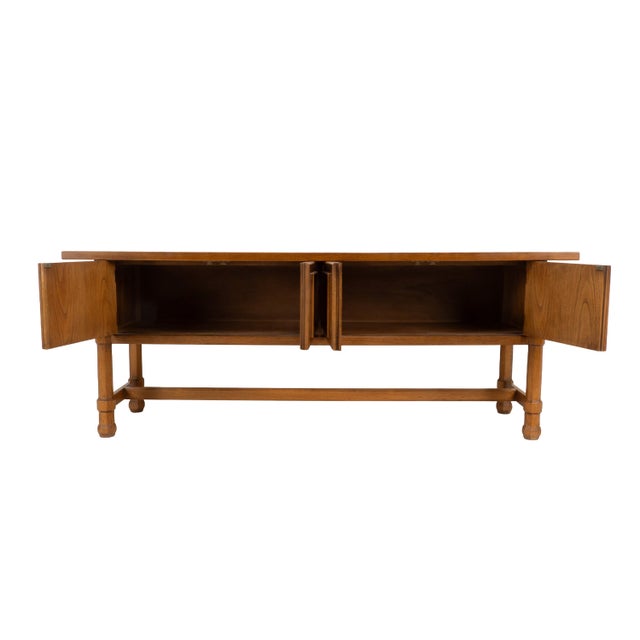 Drexel 1970s Drexel Compatibles Low Walnut Credenza Sideboard Buffet Cabinet Mid Century Modern For Sale - Image 4 of 17