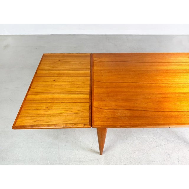 Mid-Century Extendable Teak Dining Table by Niels O. Moller for J. L. Møllers Møbelfabrik For Sale - Image 9 of 14