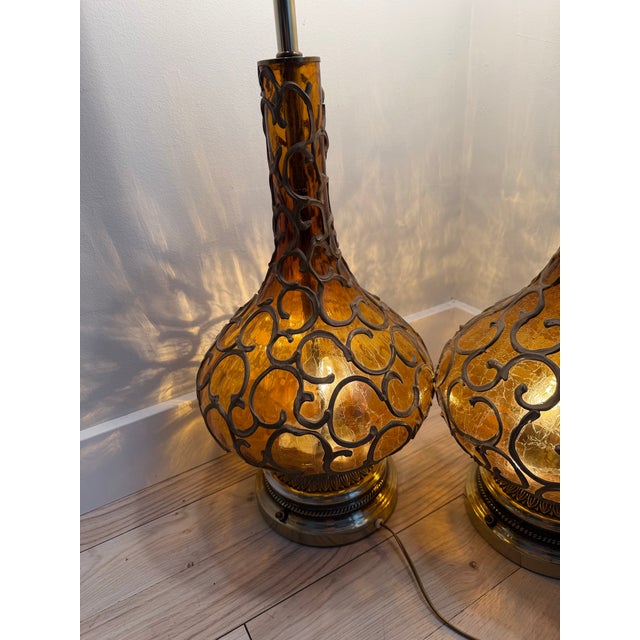 The Marbro Lamp Company 1960s Mid-Century Modern Amber Glass Genie Bottle Lamps With Brutalist Metal Overlay - Pair For Sale - Image 4 of 8