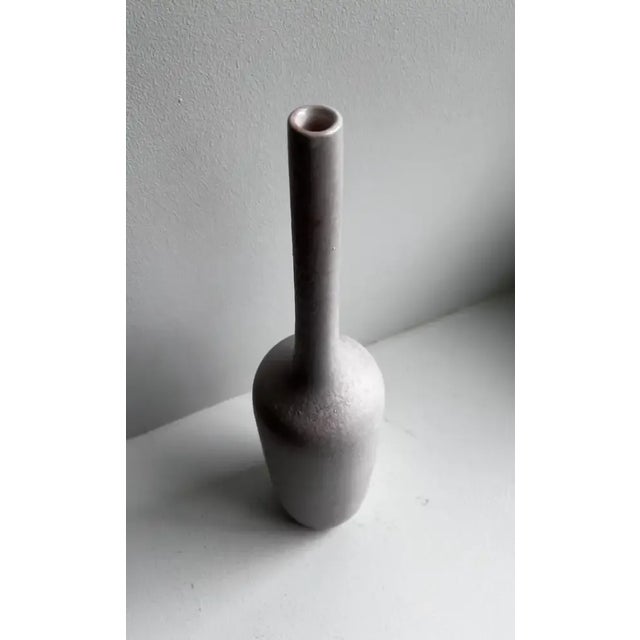 Mid 20th Century Circa 1950s Tall Italian Raymor Bitossi Ceramic Bottle For Sale - Image 5 of 10