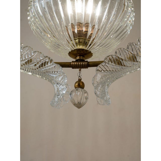 Vintage Italian Art Deco Brass Chandelier with Glass Leaves attributed to Ercole Barovier for Barovier&Toso, 1940s For Sale - Image 10 of 14
