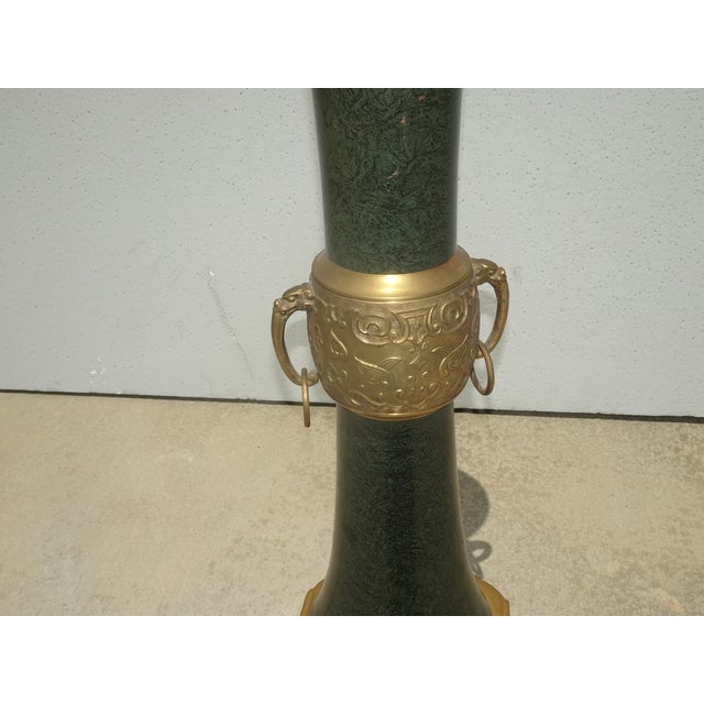 1960s Neoclassical Style Tole and Brass Table Lamp Asian Influence For Sale - Image 10 of 16